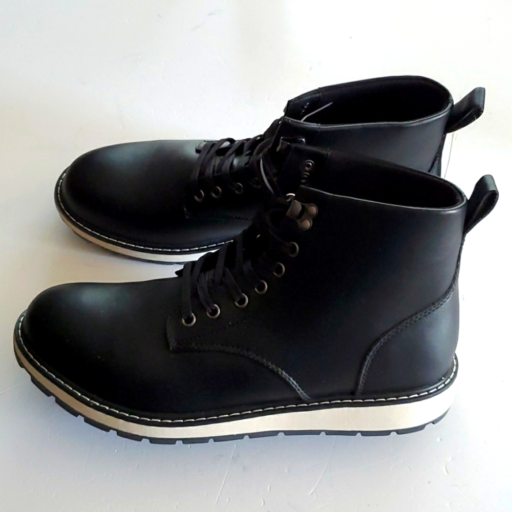 Men's Goodfellow boots Size 10.5 new